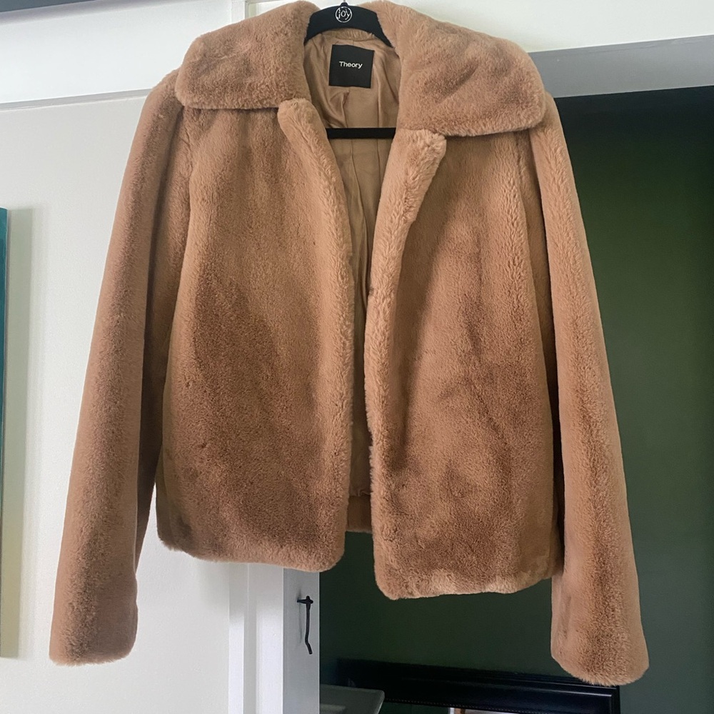 Theory Luce Faux Fur Jacket - Tan / Fuzzy